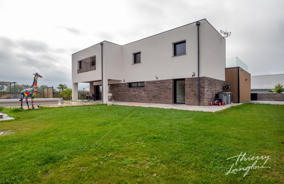 Maison Merignies